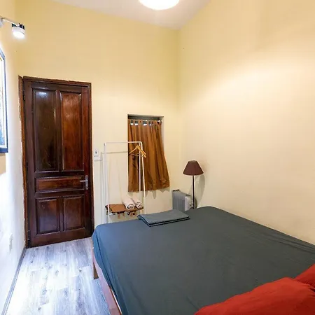 Nusmile Home & Travel 22 Hang Non, Old Town Hanoi Exterior photo
