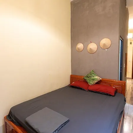 Nusmile Home & Travel 22 Hang Non, Old Town Hanoi Exterior photo